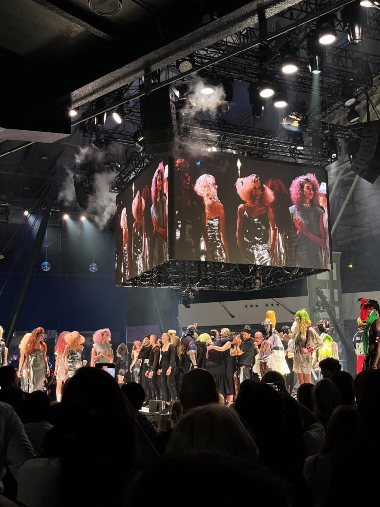 8ffcb514-bbf5-49e6-995a-5771909ecde7